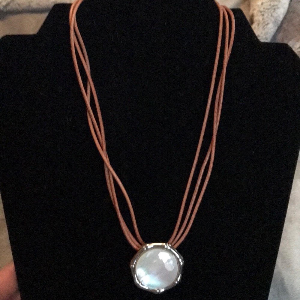 Lia Sophia necklace *NWOT*